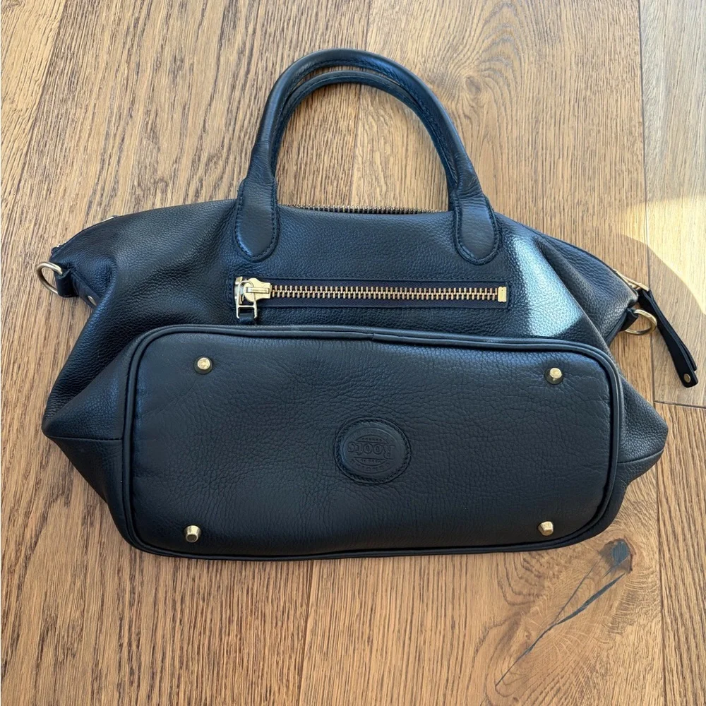 Roots Black Pebbled Leather Satchel with Brass/Gold Hardware - Picture 3 of 15